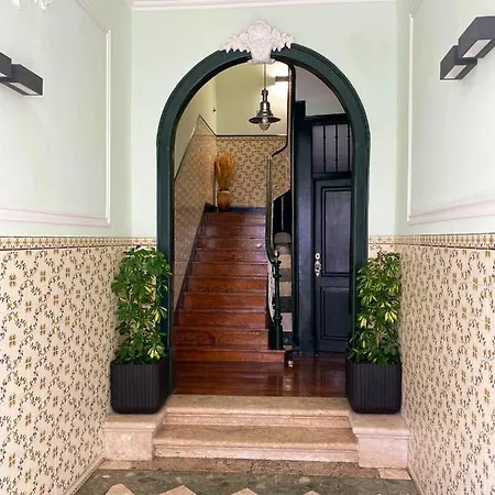 Spacious In - 175 M² - Private Balcony Lissabon