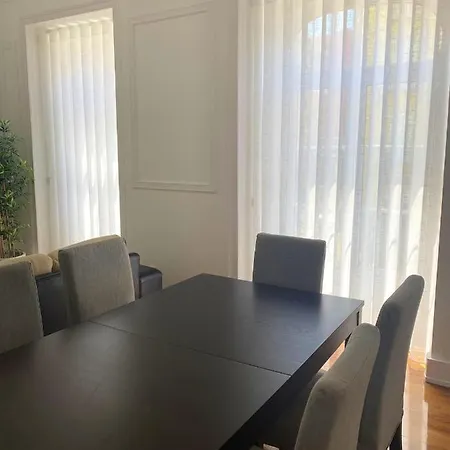 Spacious In - 175 M² - Private Balcony * Lissabon