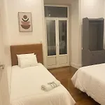 Apartment Spacious In - 175 M² - Private Balcony