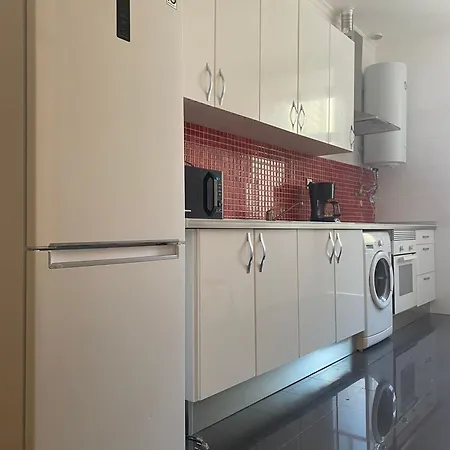 Spacious In - 175 M² - Private Balcony Apartmán
