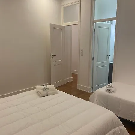Spacious In - 175 M² - Private Balcony * Lisboa