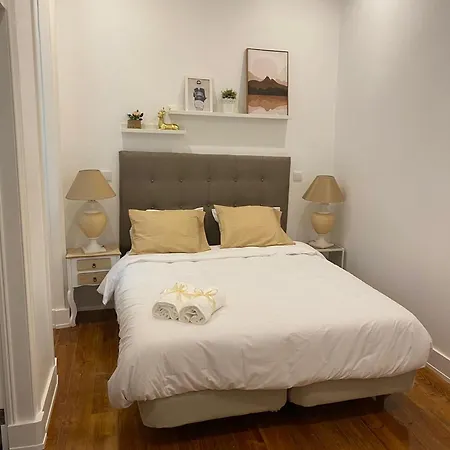 Spacious In - 175 M² - Private Balcony Apartmán *